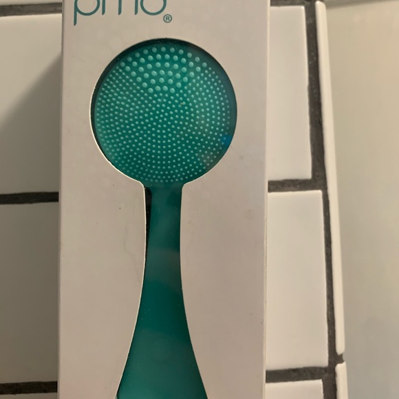 PMD Clean Smart Facial Cleansing Device - Picture 6 of 6